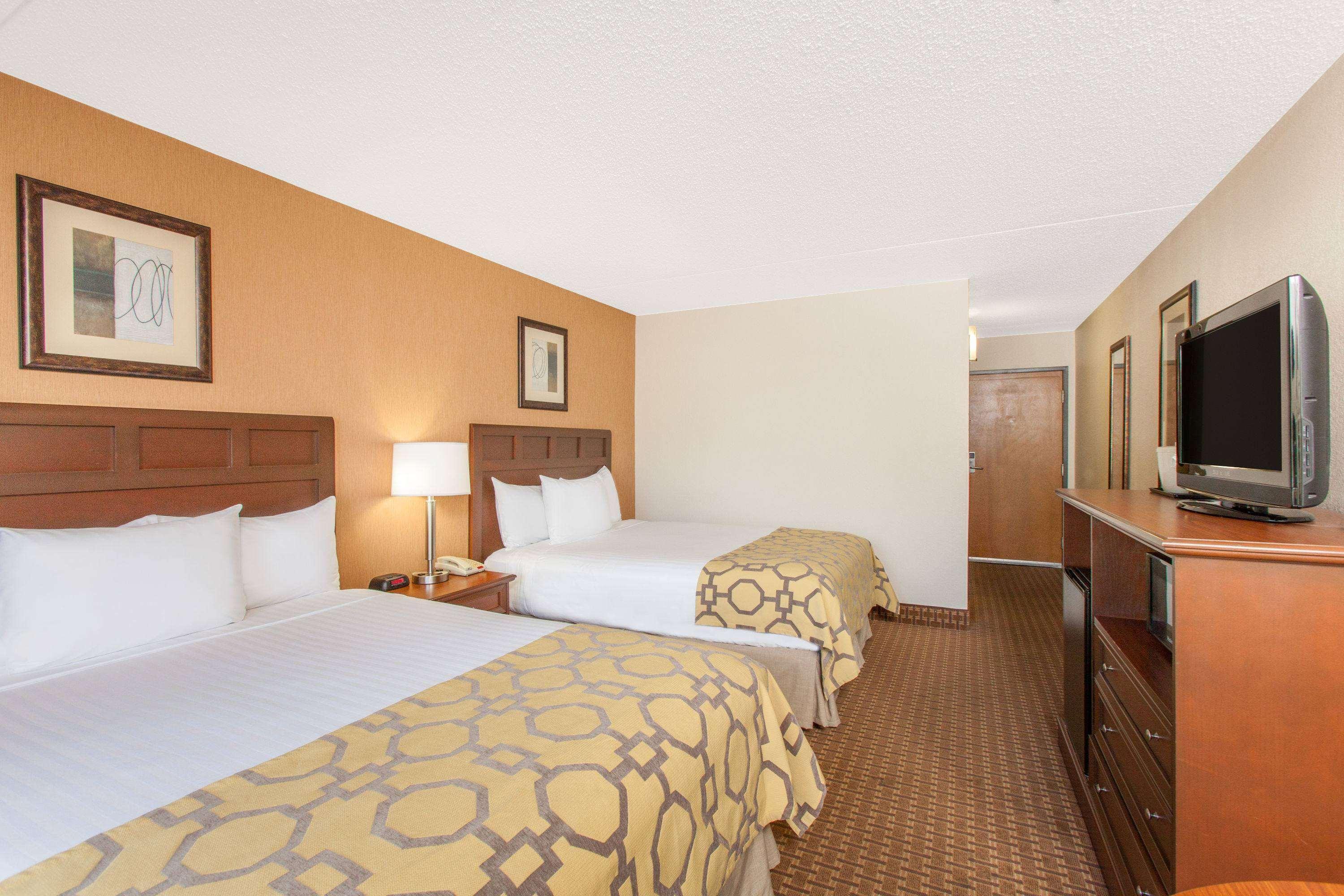 Baymont By Wyndham Branson - On The Strip Hotel Exterior photo